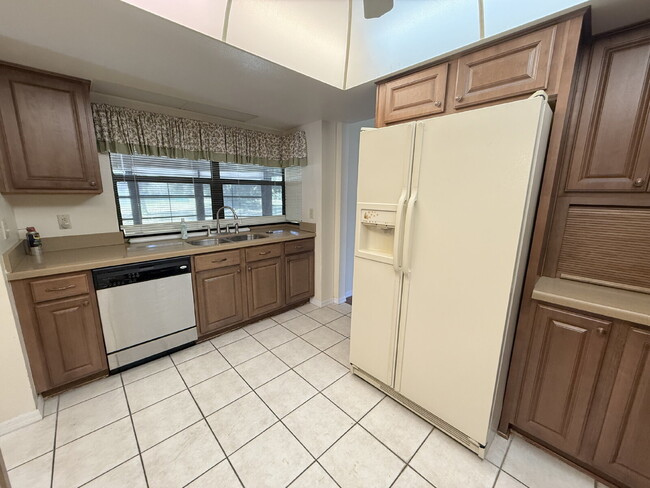 Building Photo - 5027 Panther Dr