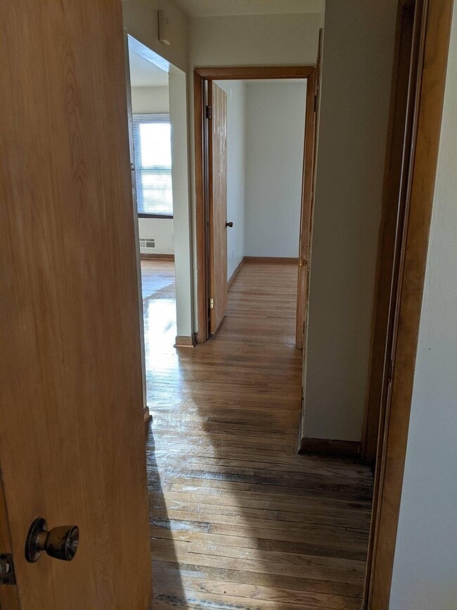 Building Photo - 5846 N 83rd St