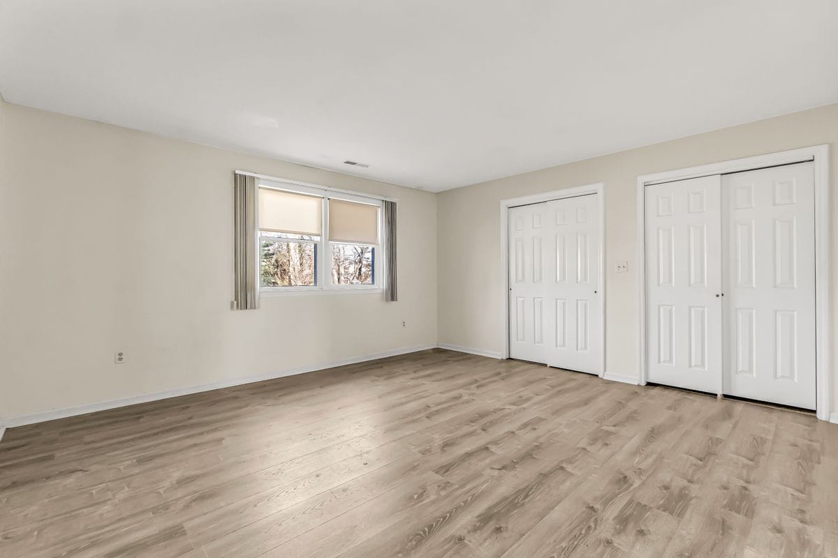 Building Photo - 4023 Park Ave