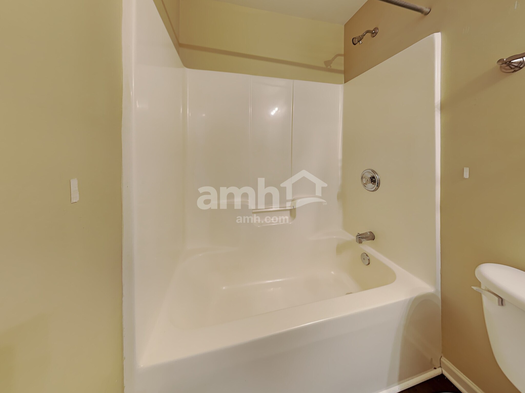 Building Photo - 5 Red Bark Ct