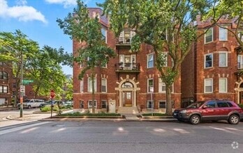 Building Photo - 5203 S Blackstone Ave