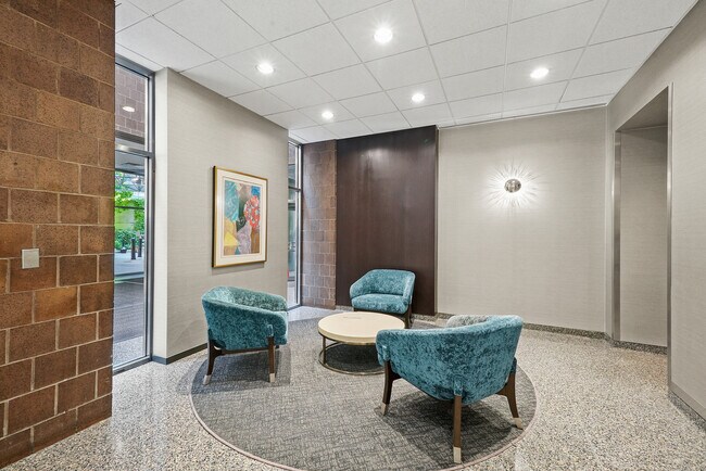 Building Photo - 405 N Wabash Ave
