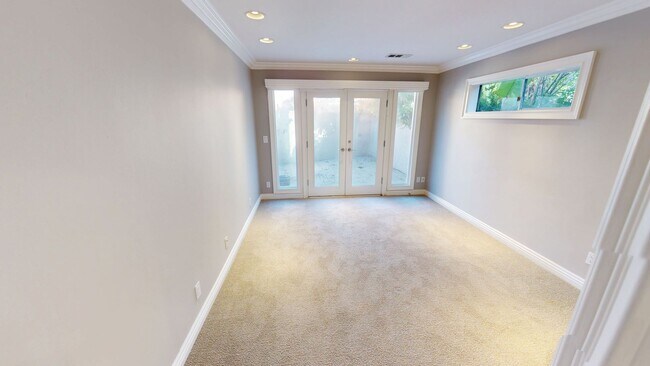 Building Photo - Unfurnished - Custom Built Home | Short-Term Lease