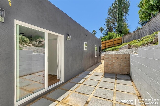 Building Photo - 22256 Avenue San Luis