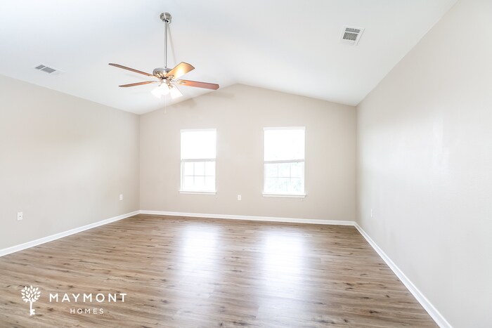 Building Photo - 1800 Windy Willow Ln