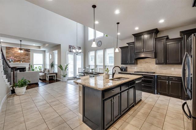 Building Photo - 7148 Chelsea Dr