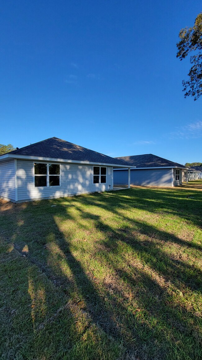 Backyard - 5402 Peach Dr