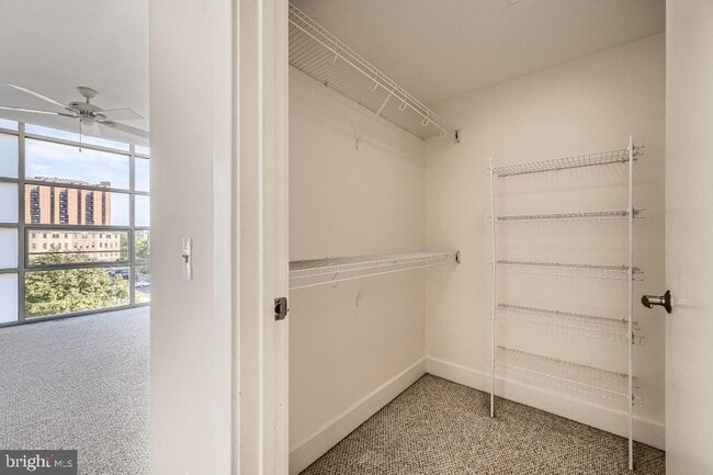 Building Photo - 2772 Lighthouse Point E