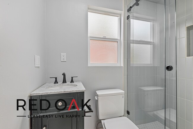 Building Photo - ~2 Weeks FREE~ Cozy Studio with Gated Entr...