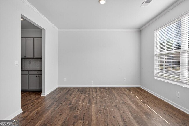Building Photo - 7566 Jennadee Dr