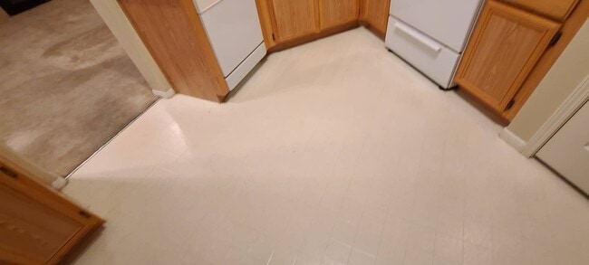 Building Photo - Chateau Versailles