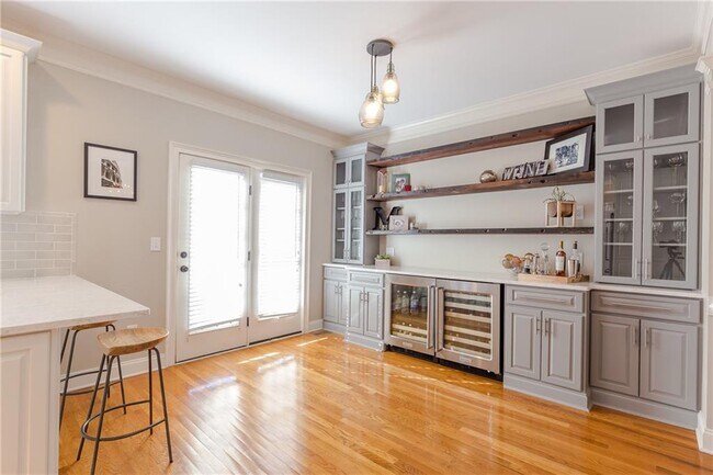 Building Photo - 2556 Oglethorpe Cir NE