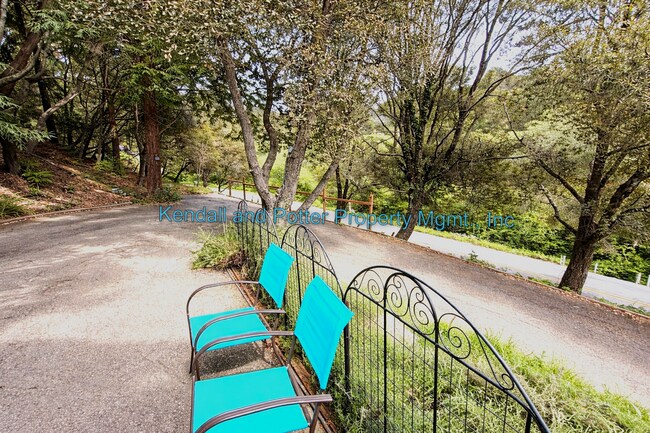 Building Photo - Sunny Redwood Retreat, Ideally Located, Built in 2018 – Flexible 1–2 Bedroom, 1 Bath