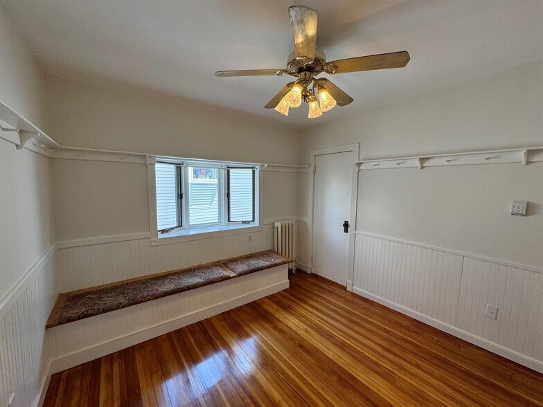 Building Photo - 13 Clarendon Ave