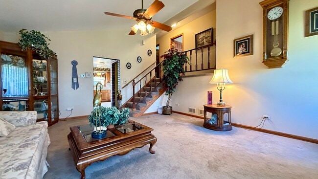 Building Photo - 12913 Crestbrook Ct