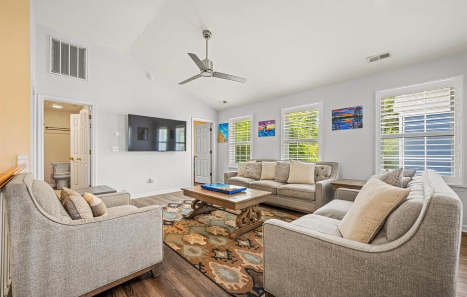 Building Photo - 102 Craigy Ct