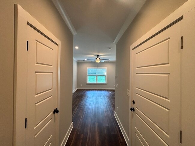 Building Photo - 510 Marlboro Ave