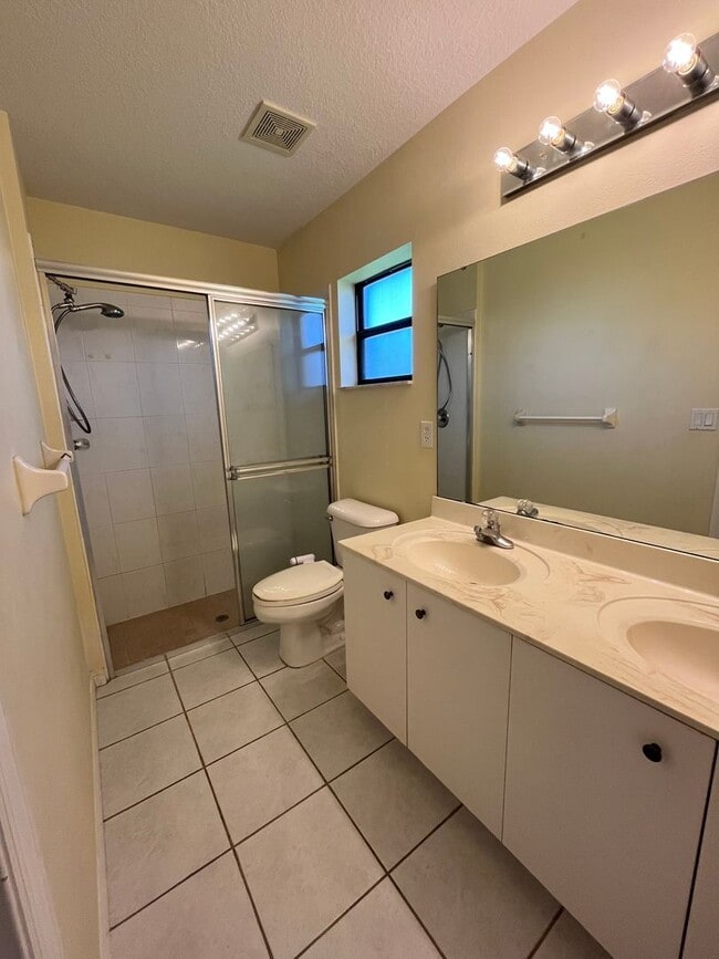 Building Photo - THIS WONT LAST LONG!!!! 3/2 ALL TILE!!!