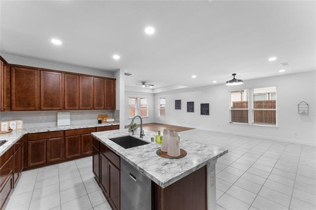 Building Photo - 3651 Highland Bayou Dr