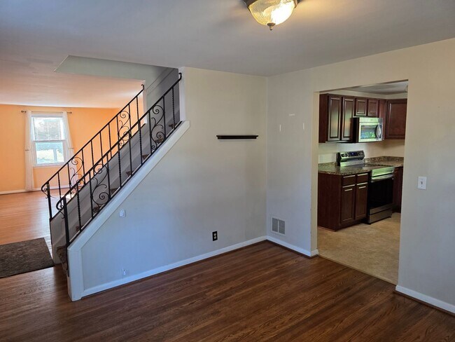 Building Photo - Greece Spacious 3 Bedroom 2 Full Bath Home Available Now