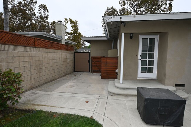 Building Photo - Beautiful 3bd 1bath home in Long Beach