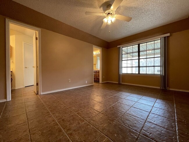 Building Photo - 3/2/2 Grapevine-Colleyville ISD