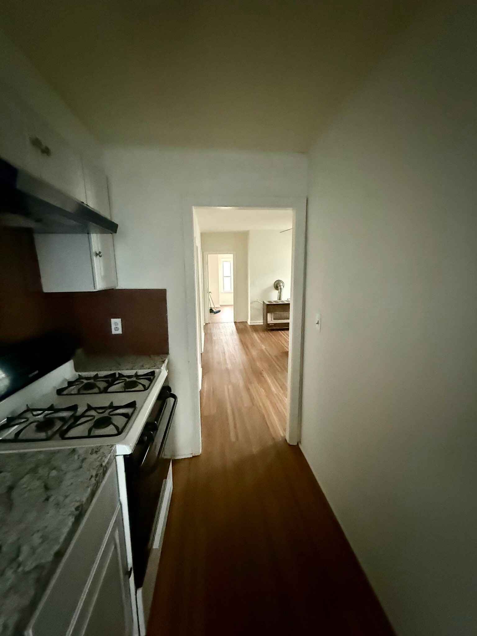 Building Photo - 198 Belleville Rd