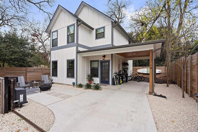 Building Photo - 306 Irma Dr