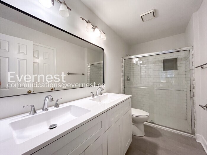 Building Photo - 2665 Holcomb Springs Dr