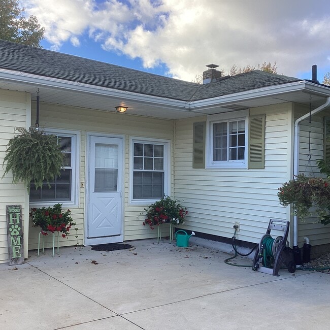 Building Photo - 1870 72nd St SW