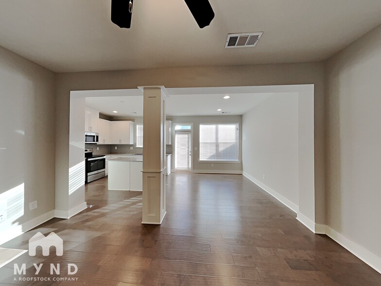 Building Photo - 2149 Arnage Dr