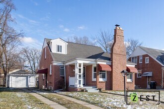 Building Photo - OPEN HOUSE TUESDAY DECEMBER 31st 5pm to 5:...