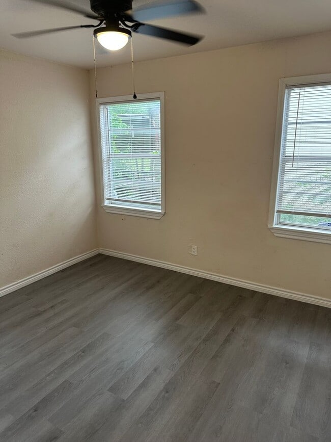 Building Photo - 2bd/1ba in Killeen