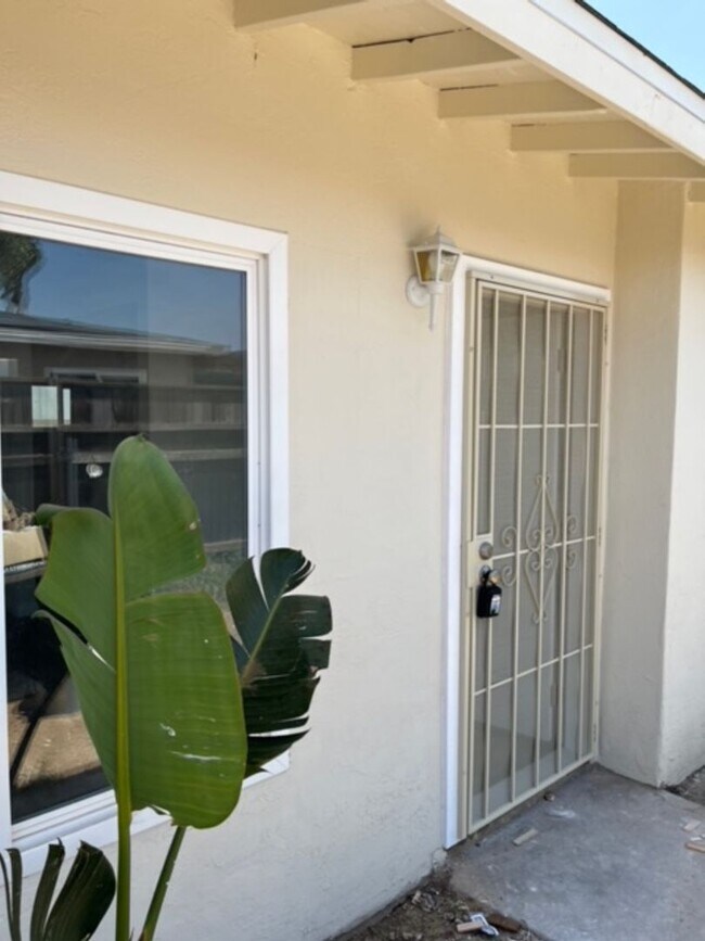 Building Photo - Coleen Ct | 1/2 OFF 1ST MONTH'S RENT SPECI...