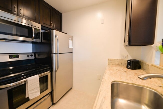 Building Photo - Fully Furnished 1 bedroom Oceanview unit!! Call Steve Conrad- 949-542-8347