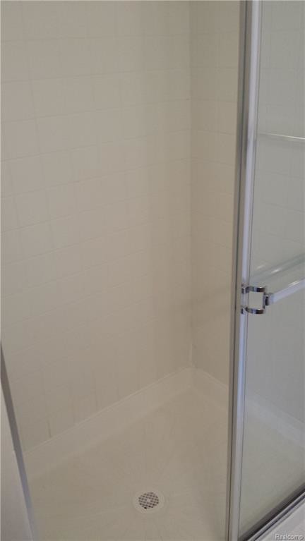 Building Photo - 16695 Carriage Way