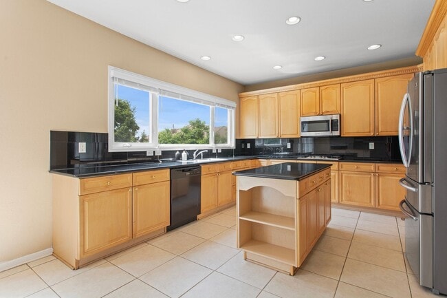 Building Photo - 625 S Snowmass Cir