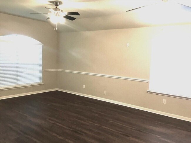 Building Photo - 16518 Barker Ranch Ct