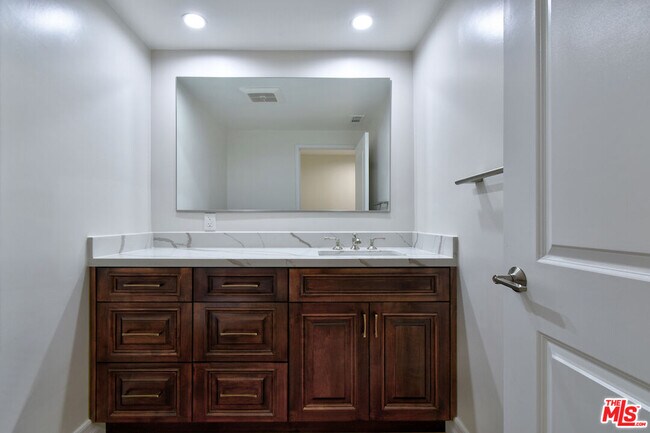 Building Photo - 23637 Park Belmonte