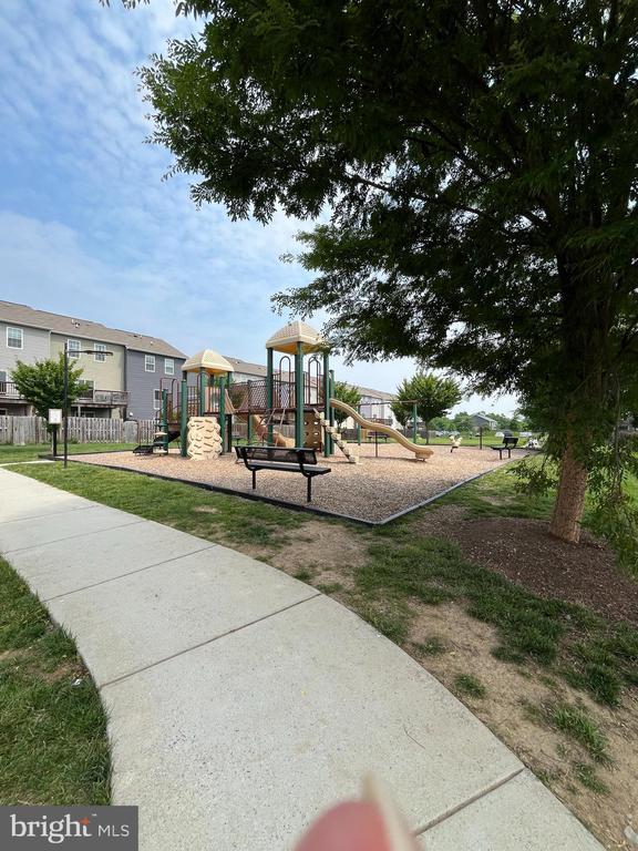 Building Photo - 178 Magellan Dr