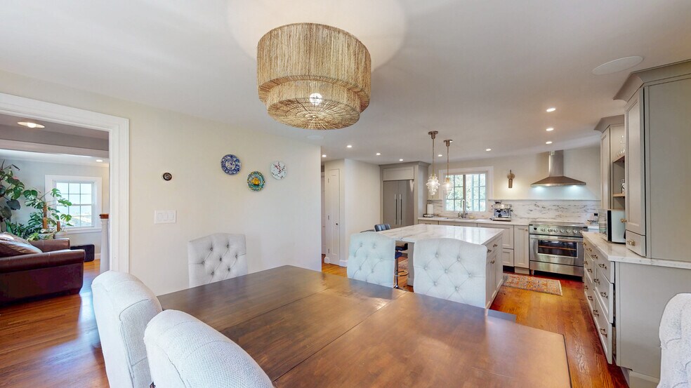 Building Photo - 49 Ripley Rd