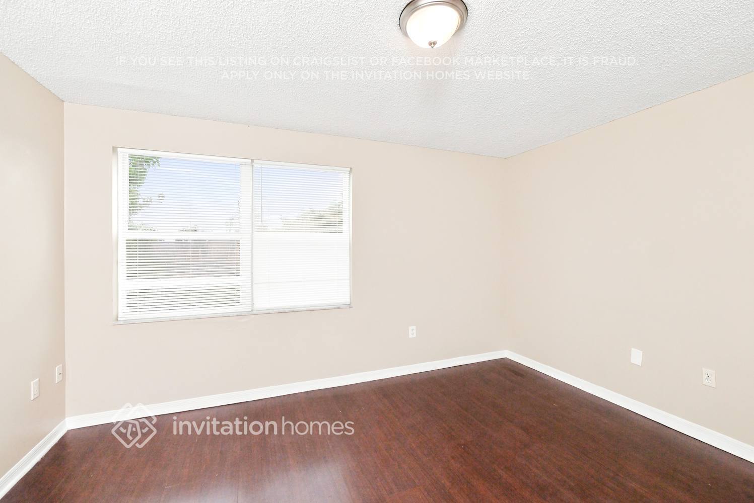 Building Photo - 15270 SW 46th Ct