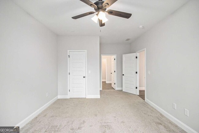 Building Photo - 124 Crest Pointe S