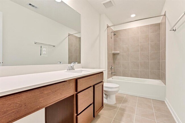 Building Photo - 9423 Castillo Ct