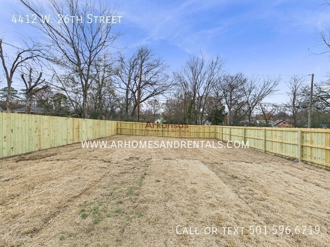 Building Photo - 4412 W 26th St