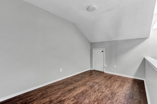 Building Photo - $1,000 Off first month.