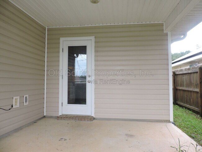 Building Photo - 5780 Blackhorse Cir