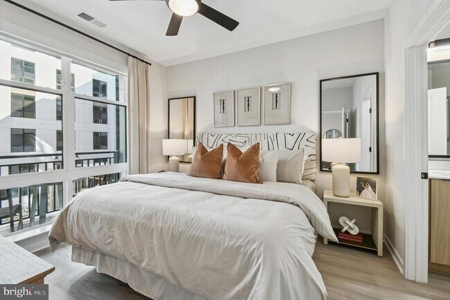 Building Photo - 43601 Charitable St