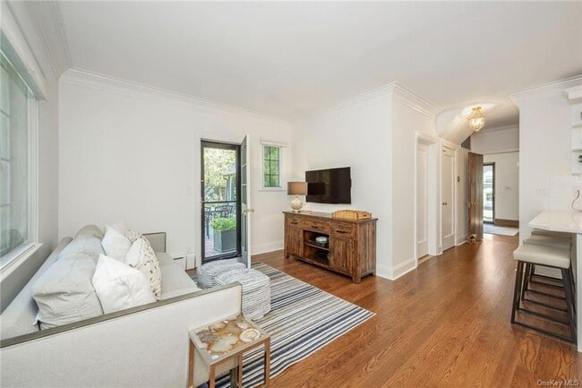 Building Photo - 1 Sunny Ridge Plaza