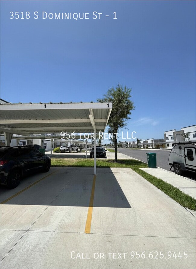 Building Photo - 3518 S Dominique St